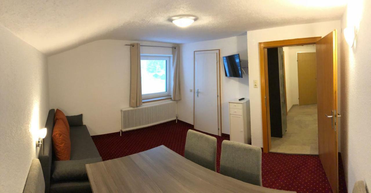 Appartements Dobler - S'Darhuam Sankt Leonhard im Pitztal Exterior foto